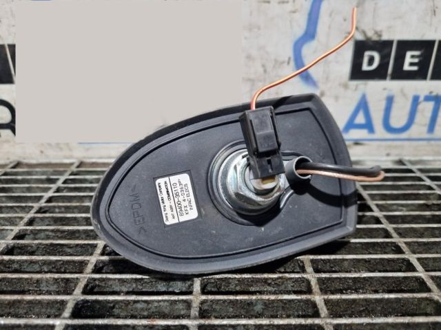 bontott SSANGYONG TIVOLI Antenna