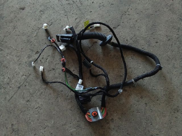 bontott SSANGYONG TIVOLI Bal első Ajtó Kábelköteg