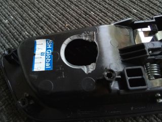 bontott SSANGYONG TIVOLI Bal első Belső Kilincs