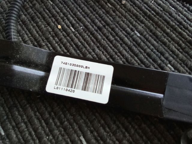 bontott SSANGYONG TIVOLI Bal első Biztonsági Öv Csat