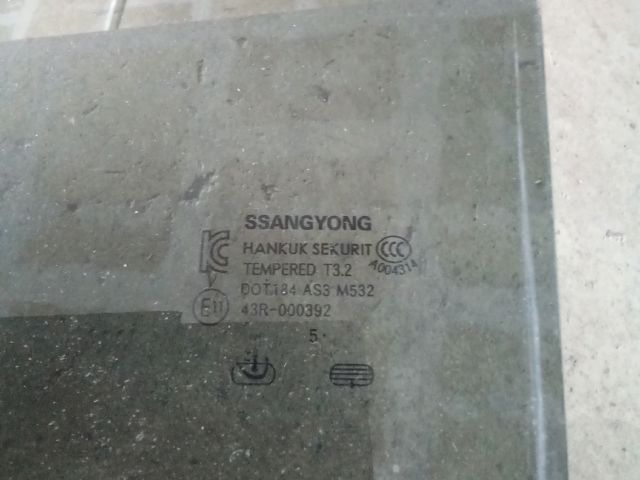 bontott SSANGYONG TIVOLI Bal hátsó Ablak