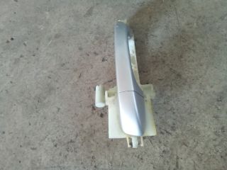 bontott SSANGYONG TIVOLI Bal hátsó Külső Kilincs