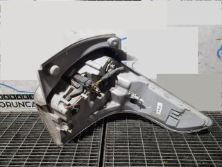 bontott SSANGYONG TIVOLI Bal Hátsó Lámpa