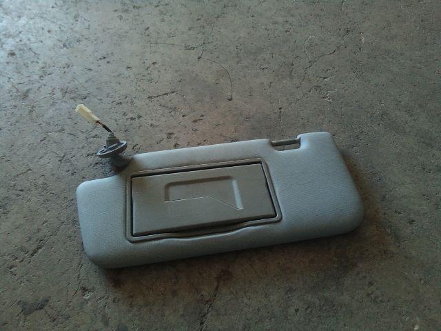 bontott SSANGYONG TIVOLI Bal Napellenző