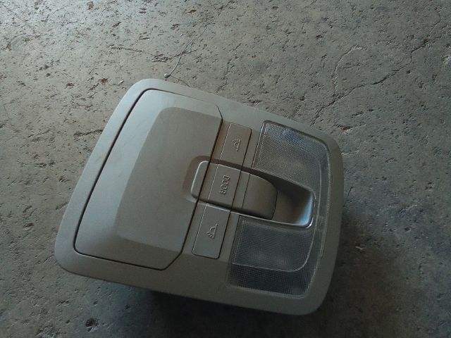 bontott SSANGYONG TIVOLI Beltér Világítás Első