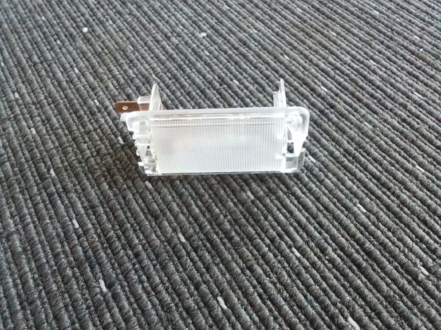 bontott SSANGYONG TIVOLI Csomagtér Világítás