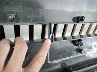 bontott SSANGYONG TIVOLI Első Lökhárító (Üresen)