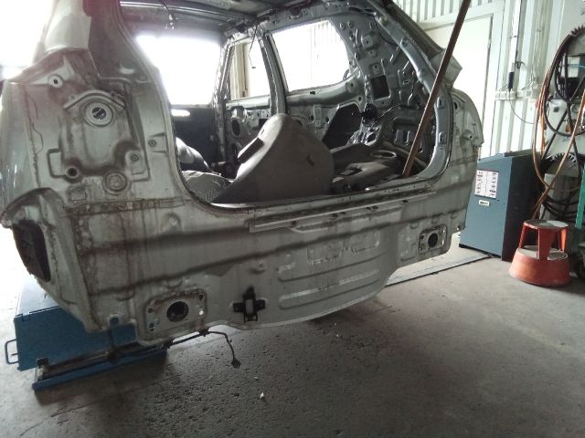 bontott SSANGYONG TIVOLI Hátfal