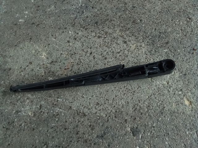 bontott SSANGYONG TIVOLI Hátsó Ablaktörlő Kar