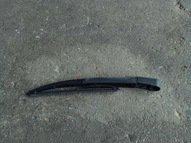 bontott SSANGYONG TIVOLI Hátsó Ablaktörlő Kar