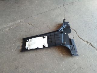 bontott SSANGYONG TIVOLI Jobb B Oszlop Burkolat