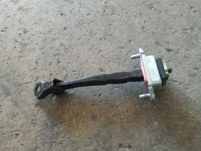 bontott SSANGYONG TIVOLI Jobb első Ajtóhatároló