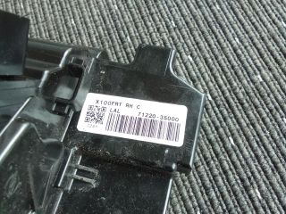 bontott SSANGYONG TIVOLI Jobb első Ajtózár