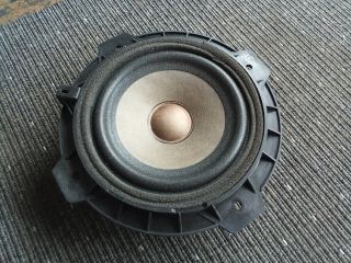 bontott SSANGYONG TIVOLI Jobb első Hangszóró