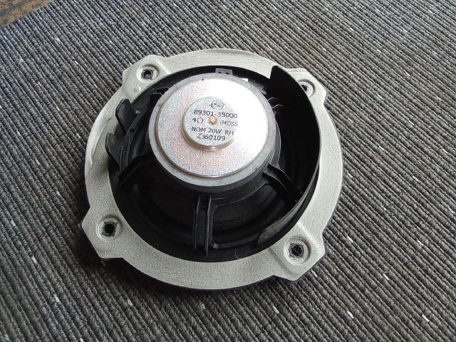 bontott SSANGYONG TIVOLI Jobb első Hangszóró