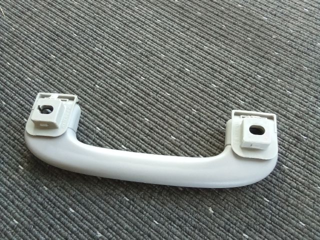 bontott SSANGYONG TIVOLI Jobb első Kapaszkodó (Felső)