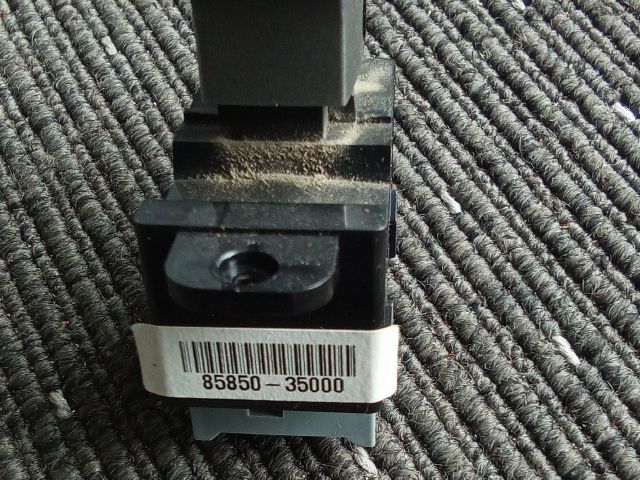 bontott SSANGYONG TIVOLI Jobb hátsó Ablakemelő Kapcsoló