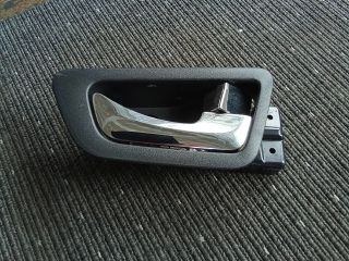 bontott SSANGYONG TIVOLI Jobb hátsó Belső Kilincs