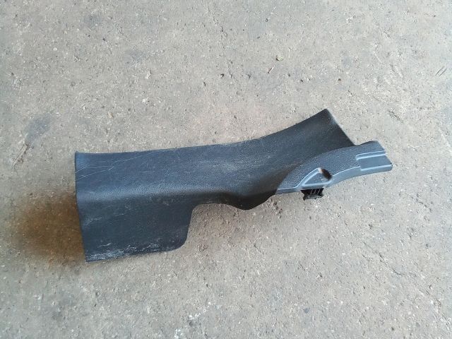 bontott SSANGYONG TIVOLI Jobb hátsó Belső Küszöb Burkolat