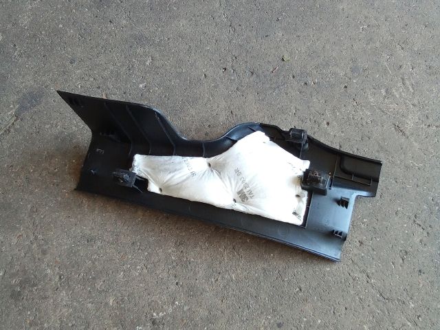 bontott SSANGYONG TIVOLI Jobb hátsó Belső Küszöb Burkolat