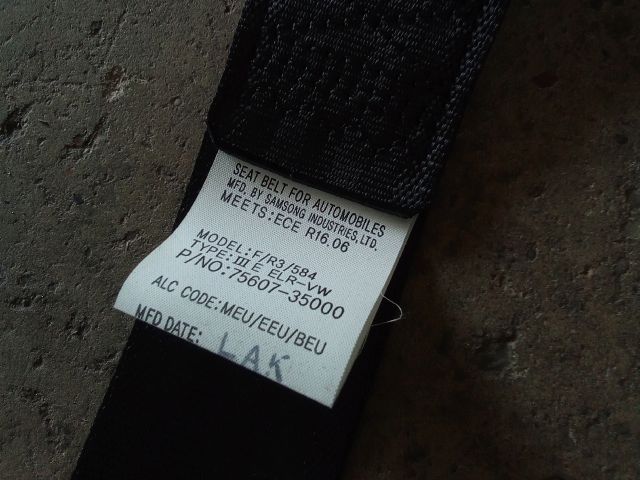 bontott SSANGYONG TIVOLI Jobb hátsó Biztonsági Öv