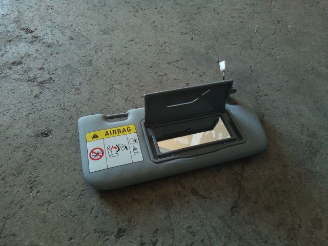 bontott SSANGYONG TIVOLI Jobb Napellenző