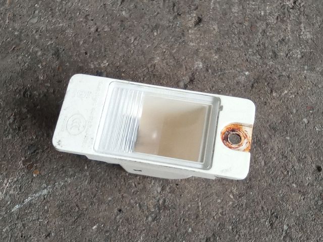 bontott SSANGYONG TIVOLI Jobb Rendszámtábla Világítás