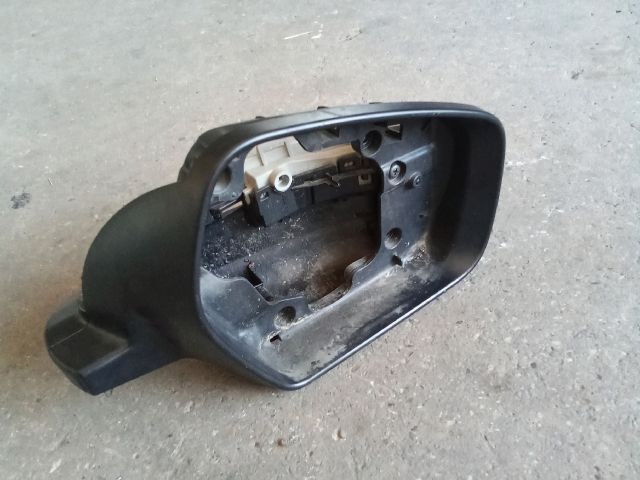 bontott SSANGYONG TIVOLI Jobb Visszapillantó Tükör Burkolat