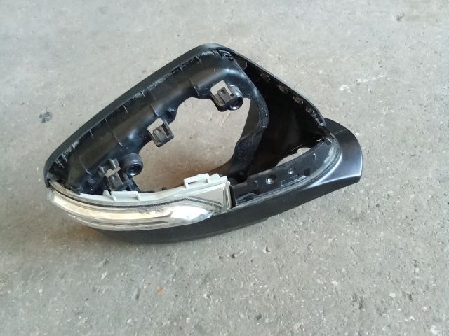 bontott SSANGYONG TIVOLI Jobb Visszapillantó Tükör Burkolat