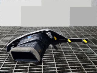 bontott SSANGYONG TIVOLI Középső Szellőző