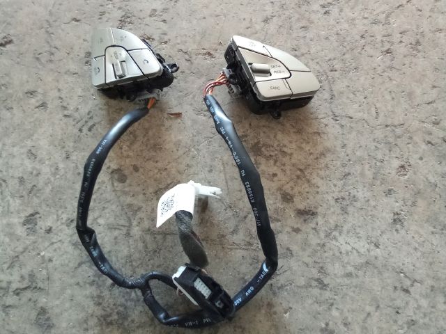 bontott SSANGYONG TIVOLI Multimédia Vezérlő