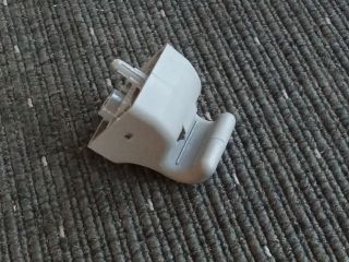 bontott SSANGYONG TIVOLI Napellenző Tartó (Pozíciófüggetlen)