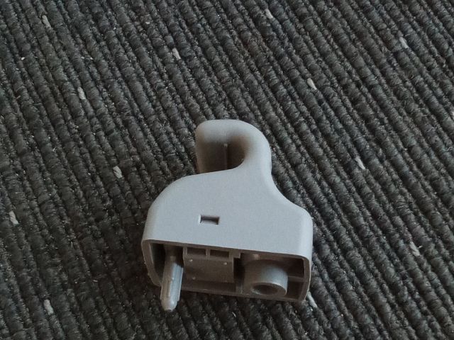 bontott SSANGYONG TIVOLI Napellenző Tartó (Pozíciófüggetlen)