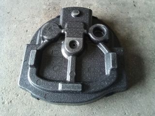 bontott SSANGYONG TIVOLI Pótkerék Szerszámtartó