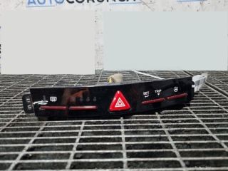 bontott SSANGYONG TIVOLI Vészvillogó Kapcsoló