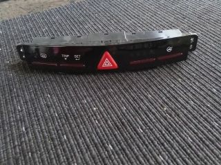 bontott SSANGYONG TIVOLI Vészvillogó Kapcsoló