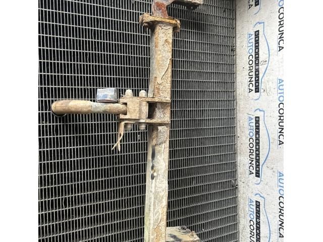 bontott SSANGYONG TIVOLI Vonóhorog