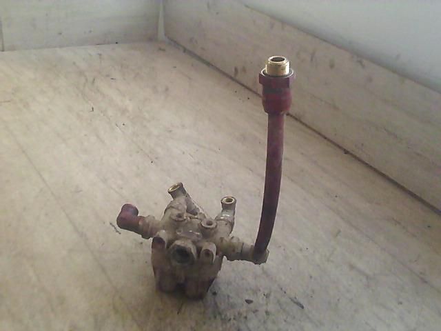 bontott STEYR 9S14 Fékszelep