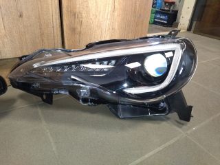 bontott SUBARU BRZ Fényszóró Pár