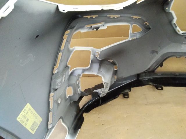 bontott SUBARU CROSSTREK Első Lökhárító (Üresen)