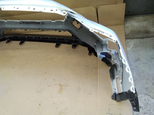 bontott SUBARU CROSSTREK Első Lökhárító (Üresen)