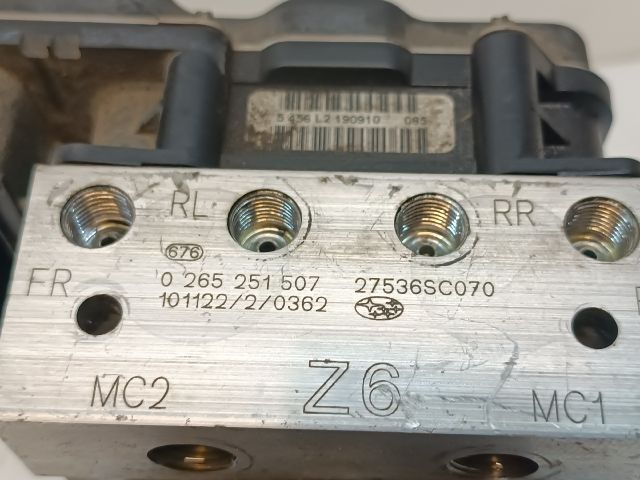 bontott SUBARU FORESTER ABS Kocka