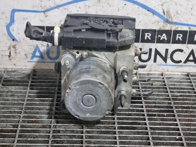 bontott SUBARU FORESTER ABS Kocka