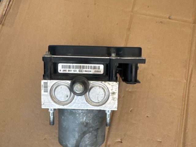 bontott SUBARU FORESTER ABS Kocka