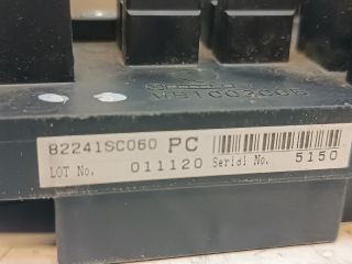 bontott SUBARU FORESTER Biztosítéktábla Motortér