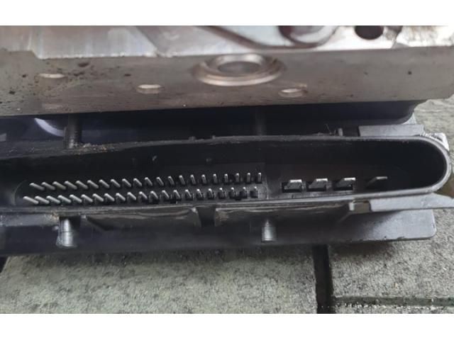 bontott SUBARU FORESTER ABS Kocka