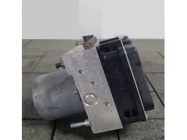 bontott SUBARU FORESTER ABS Kocka