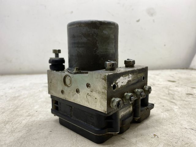 bontott SUBARU FORESTER ABS Kocka