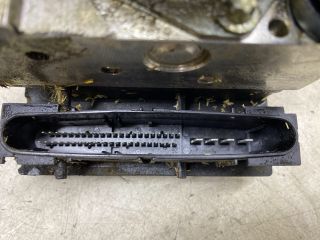 bontott SUBARU FORESTER ABS Kocka