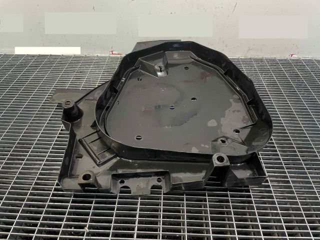 bontott SUBARU FORESTER Alsó Motorburkolat